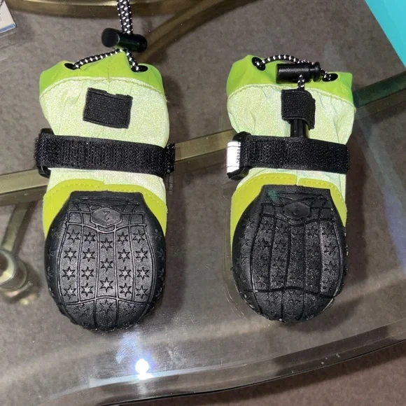 Reflective Green Dog Boots - Picture 2 of 3